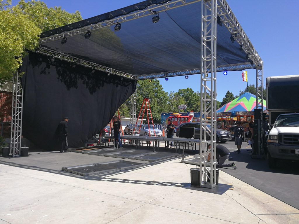 pro av stage, light and sound rentals, Elysian sound and light